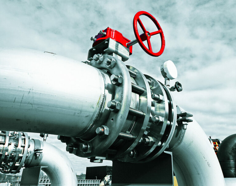 Industrial zone steel pipelines and valves agains 2026 01 11 09 09 12 utc